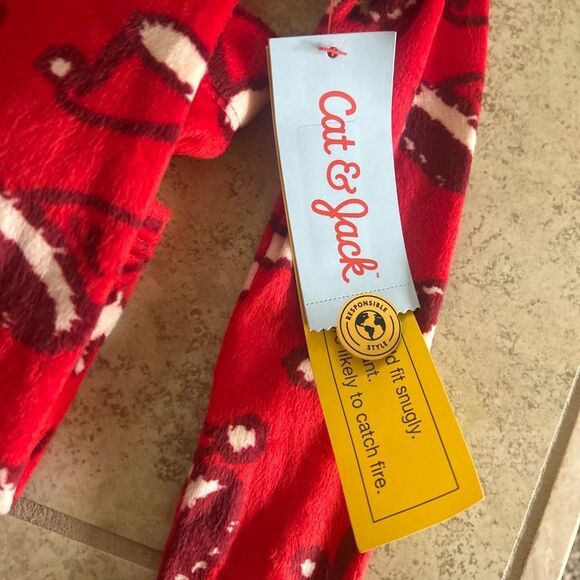 FREE with purchase, Cat and jack pajamas - Picture 2 of 3